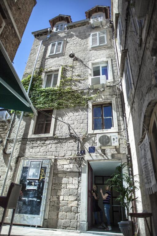 West Wall Apartment Spalato Esterno foto